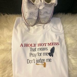 Customize words on a shirt or mask. 100% cotton. Women size xLarge.